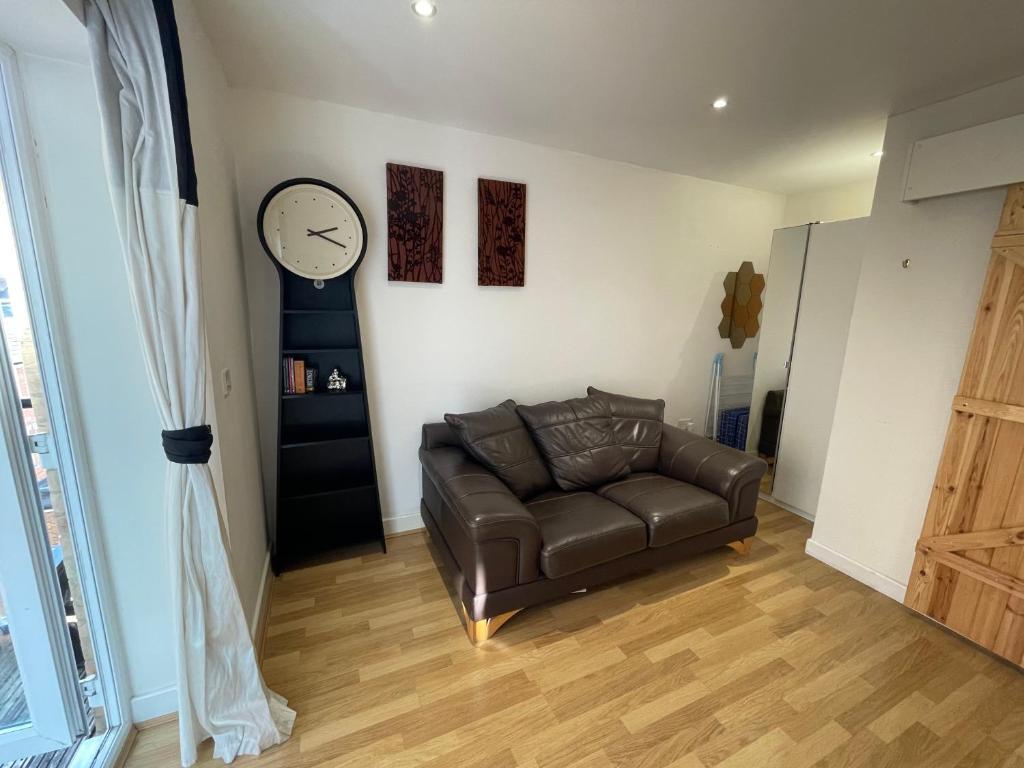 Entire Town Centre 2 Bedroom Apartment Very Close To Beach Bournemouth Exterior foto